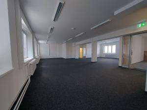 Pronájem kanceláře, Hodonín, Národní třída, 120 m2