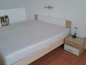 Pronájem bytu 2+kk, Kolín - Sendražice, Nová, 77 m2