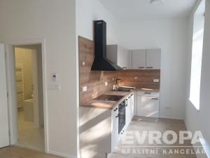 Pronájem bytu 3+kk, Jablonec nad Nisou, Růžová, 53 m2