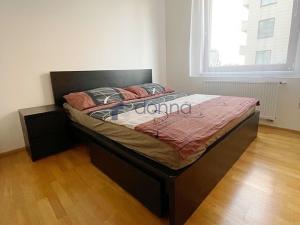 Pronájem bytu 3+kk, Praha - Veleslavín, Pod dvorem, 78 m2