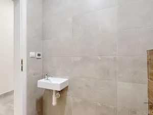 Prodej bytu 3+kk, Třebíč - Vnitřní Město, Karlovo nám., 123 m2