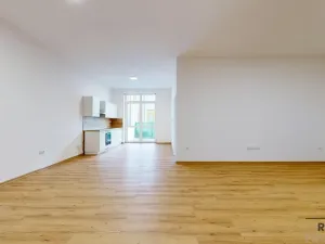Prodej bytu 3+kk, Třebíč - Vnitřní Město, Karlovo nám., 123 m2