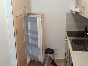 Pronájem bytu 2+kk, Praha - Kamýk, 43 m2