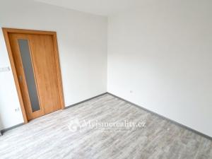 Pronájem bytu 2+kk, Znojmo, Jarošova, 40 m2