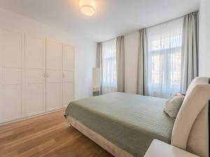 Pronájem bytu 3+kk, Praha - Nové Město, Jungmannova, 103 m2