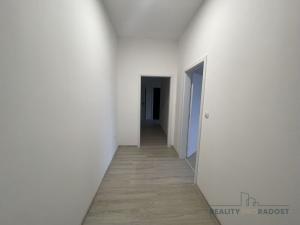 Prodej bytu 3+kk, Třebíč - Vnitřní Město, Karlovo nám., 81 m2