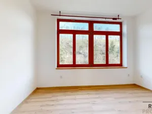 Prodej bytu 4+kk, Třebíč - Vnitřní Město, Karlovo nám., 119 m2