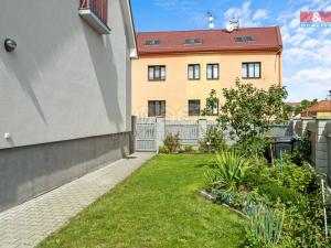 Pronájem bytu 1+kk, Kladno - Švermov, Svojsíkova, 27 m2