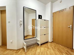 Pronájem bytu 2+kk, Hustopeče, U Větrolamu, 70 m2