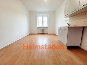 Pronájem bytu 1+kk, Havířov - Město, Hlavní třída, 21 m2