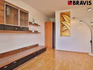 Pronájem bytu 1+1, Rosice, Kaštanová, 44 m2