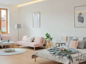 Prodej bytu 3+kk, Třebíč - Vnitřní Město, Karlovo nám., 80 m2