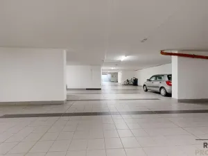 Prodej bytu 4+1, Třebíč - Vnitřní Město, Karlovo nám., 136 m2