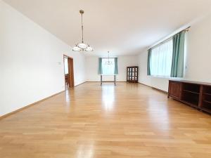 Pronájem rodinného domu, Praha - Suchdol, 320 m2