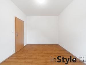 Pronájem bytu 2+kk, Bzenec, náměstí Svobody, 62 m2