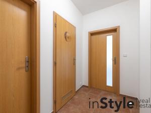 Pronájem bytu 2+kk, Bzenec, náměstí Svobody, 62 m2