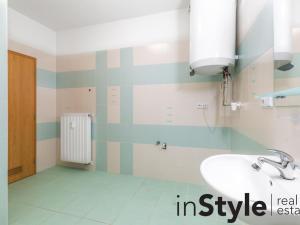 Pronájem bytu 2+kk, Bzenec, náměstí Svobody, 62 m2