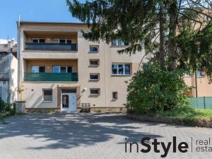 Pronájem bytu 2+kk, Bzenec, náměstí Svobody, 62 m2