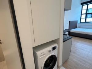 Pronájem bytu 1+kk, Praha - Vysočany, Poděbradská, 28 m2