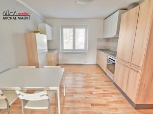 Prodej bytu 2+1, Hranice, Bělotínská, 50 m2