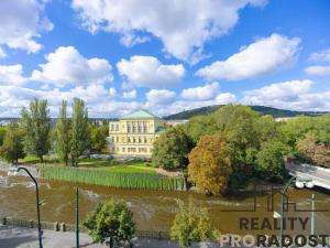 Prodej bytu 3+1, Praha - Nové Město, Masarykovo nábřeží, 129 m2