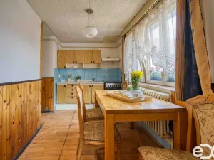 Prodej rodinného domu, Hradešín, 178 m2