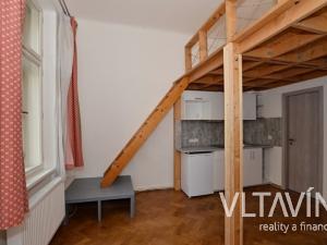 Pronájem bytu 1+kk, Praha - Vinohrady, Mánesova, 28 m2