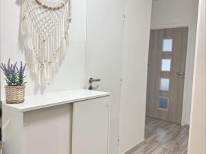 Prodej bytu 2+kk, Praha - Horní Měcholupy, Boloňská, 42 m2