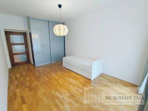 Pronájem bytu 2+kk, Praha - Vysočany, Staromlýnská, 71 m2