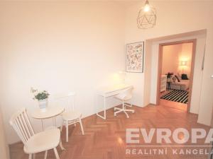 Pronájem bytu 2+kk, Praha - Vinohrady, Londýnská, 60 m2