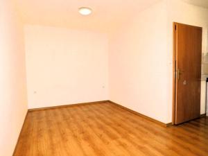 Prodej bytu 1+kk, Milovice, Slepá, 40 m2