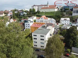 Prodej kanceláře, Mladá Boleslav - Mladá Boleslav IV, 1800 m2