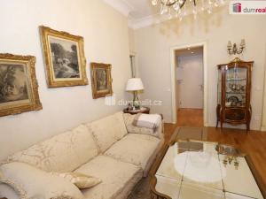 Prodej bytu 2+kk, Mariánské Lázně, Masarykova, 68 m2