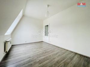 Pronájem bytu 2+kk, Praha - Kyje, Lipnická, 38 m2