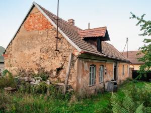 Prodej zemědělské usedlosti, Lešany - Břežany, 300 m2