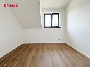 Prodej bytu 3+kk, Dolany, 80 m2