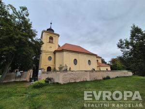 Prodej rodinného domu, Břežany, 200 m2