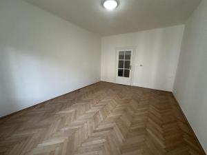 Pronájem bytu 2+1, Praha - Dejvice, Na hutích, 48 m2