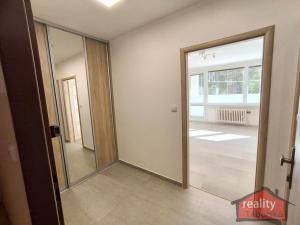 Prodej bytu 1+kk, Praha - Krč, Bernolákova, 42 m2