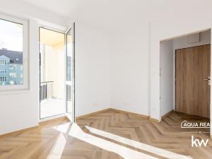 Prodej bytu 3+kk, Karlovy Vary, Šumavská, 68 m2