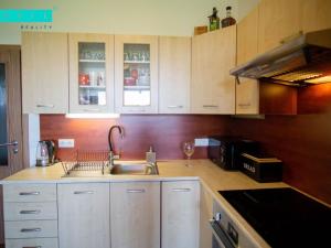 Pronájem bytu 1+kk, Olomouc - Povel, Jeremiášova, 35 m2