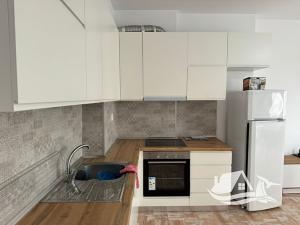 Prodej bytu 2+kk, Apartament 1+1 Plazh Durrës, Albánie