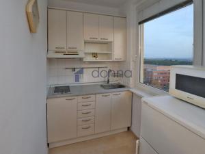 Pronájem bytu 1+kk, Praha - Troja, Mazurská, 30 m2