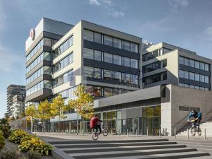 Pronájem kanceláře, Praha - Stodůlky, Laurinova, 300 m2