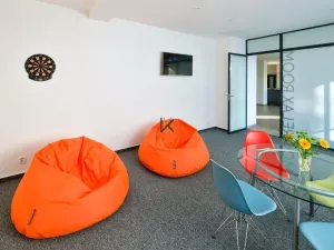 Pronájem kanceláře, Praha - Strašnice, U nákladového nádraží, 259 m2