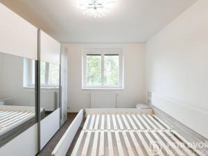 Pronájem bytu 2+kk, Praha - Smíchov, U smíchovského hřbitova, 70 m2