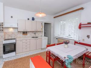 Prodej rodinného domu, Čerčany, Obchodní, 180 m2