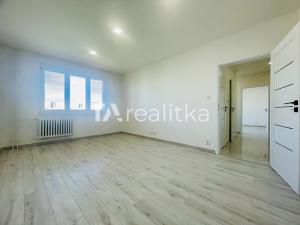 Pronájem bytu 2+1, Karviná, Čajkovského, 52 m2