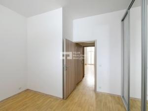 Prodej bytu 2+kk, Praha - Libeň, Pod Labuťkou, 37 m2