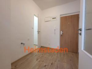 Pronájem bytu 1+kk, Havířov - Město, Mánesova, 18 m2